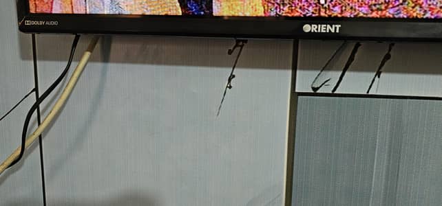 Best condition 32" Orient simple led tv