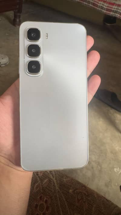 Infinix Hot 60i