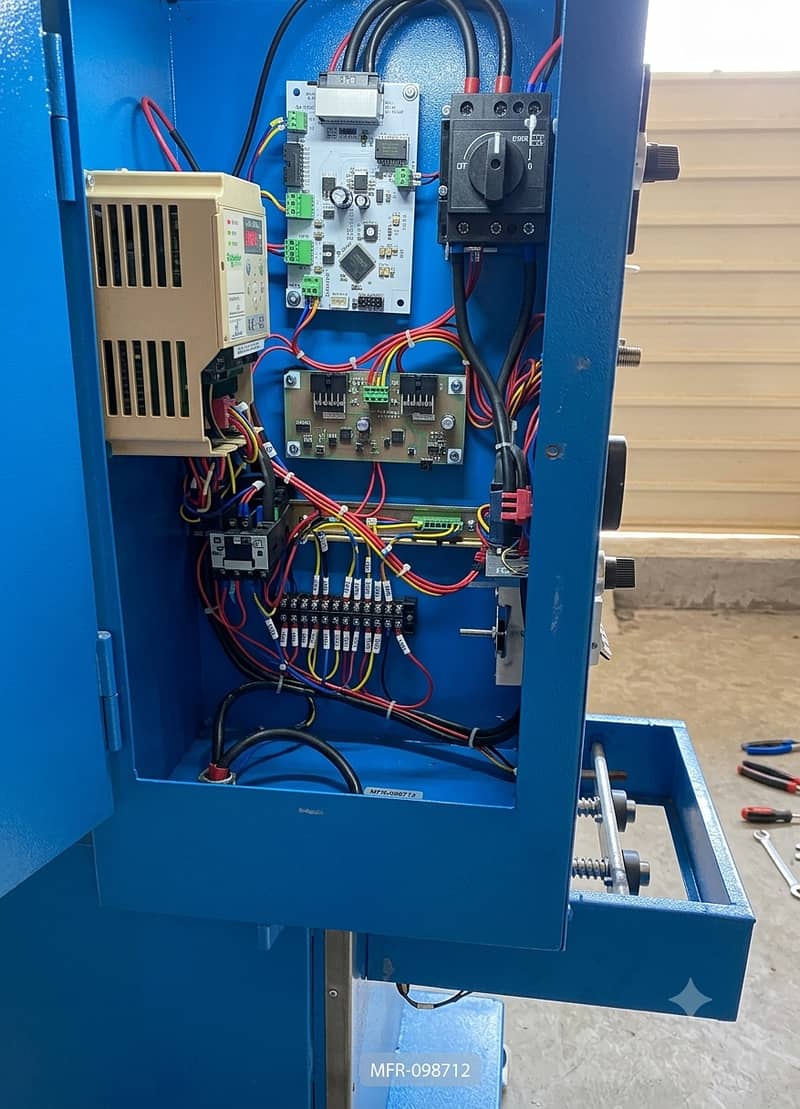 Automatic Packaging Machine/Packaging machine/Masala & Surf Packing 3