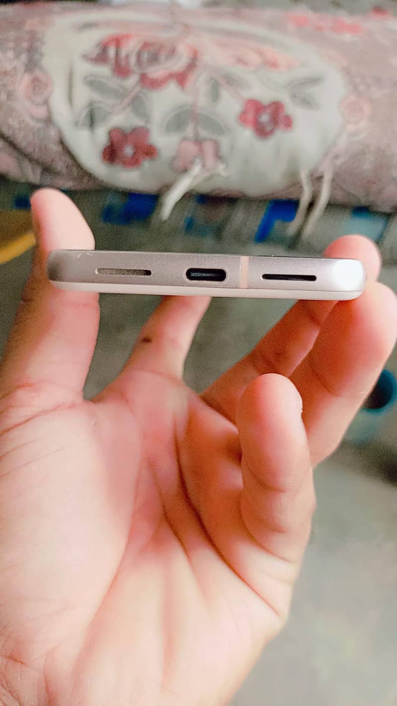 Google Pixel 8 1