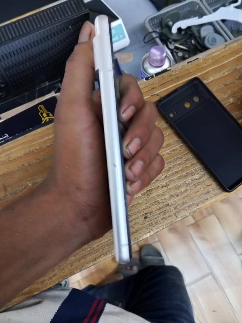 Google Pixel 7 3