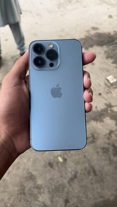 Apple iPhone 13 Pro