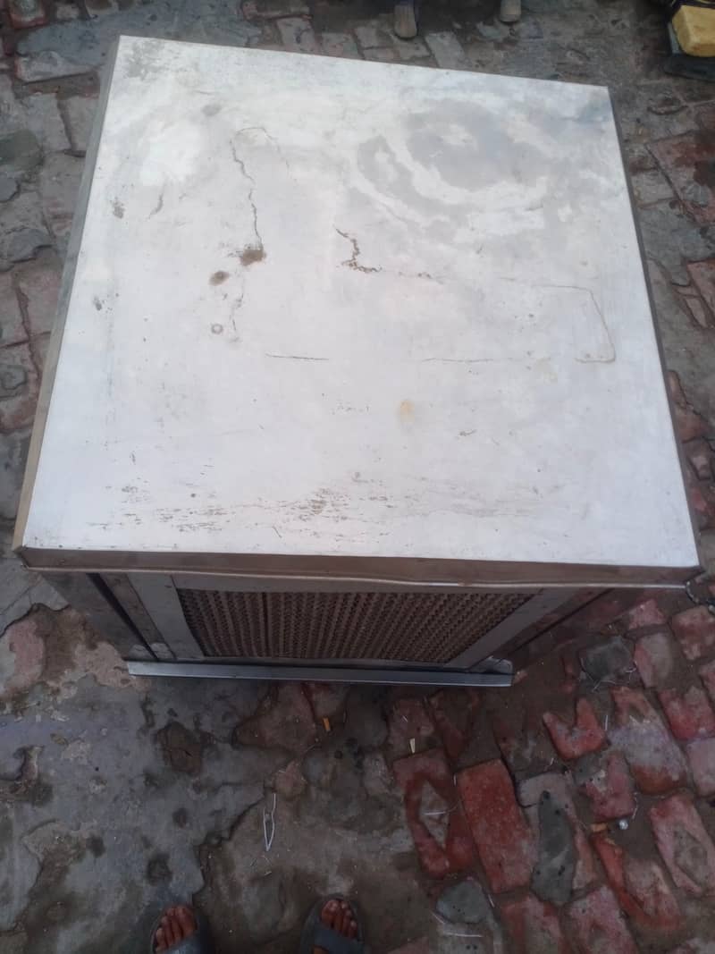 ائیر کولر فروخت کے لیے دستیاب ہے 1