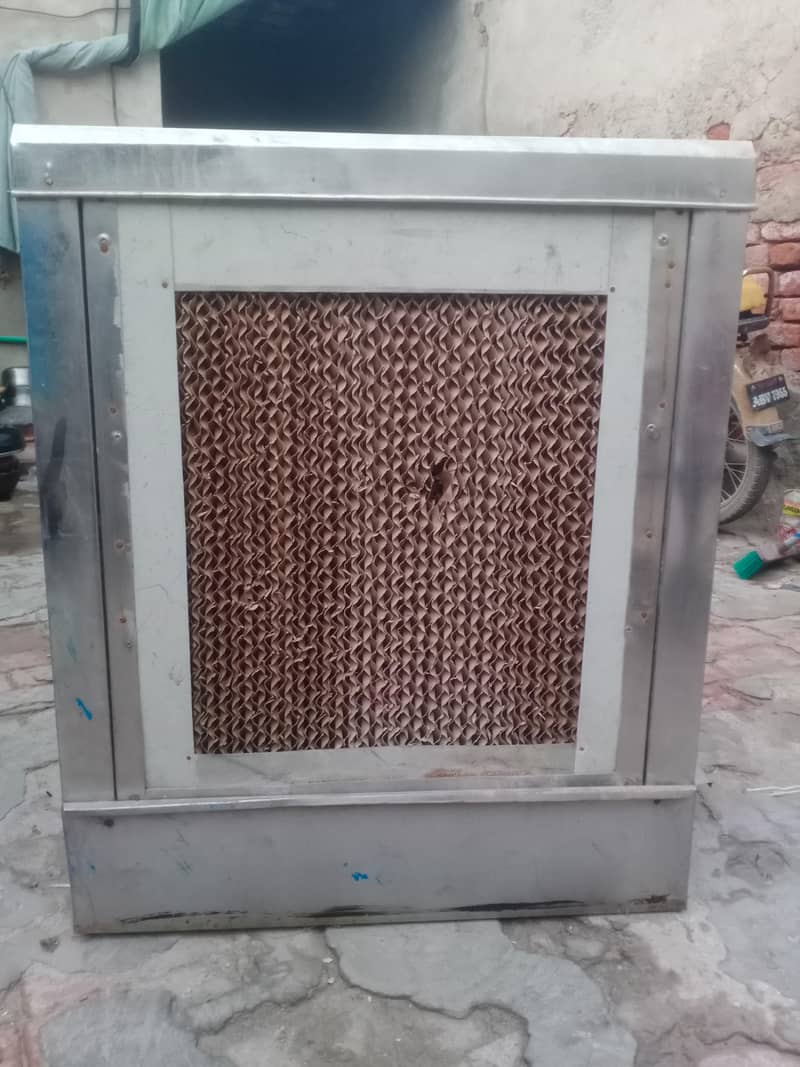 ائیر کولر فروخت کے لیے دستیاب ہے 2