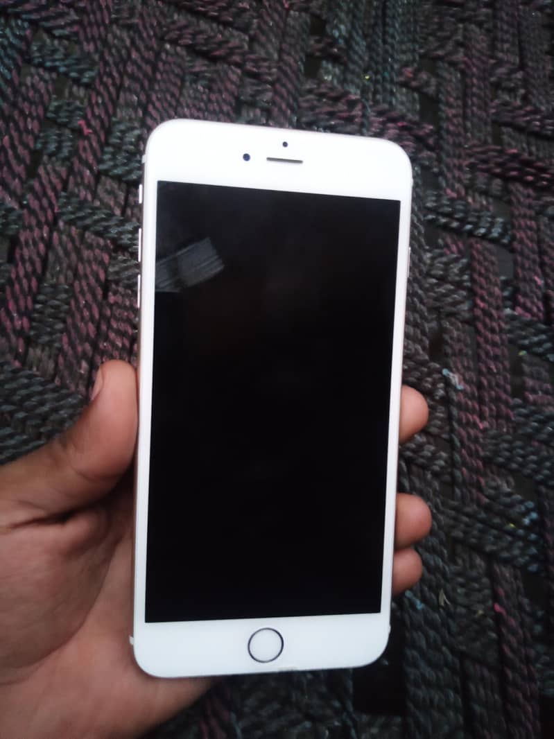 Apple iPhone 6 Plus 4
