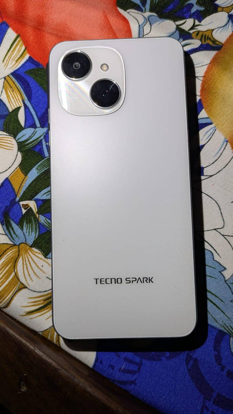 Tecno spark 40c 0