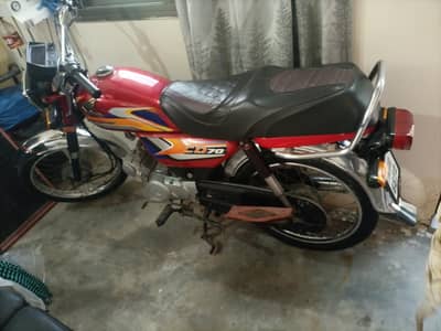 CD 70 2025 MODEL BIKE FOR URGENT SALE
