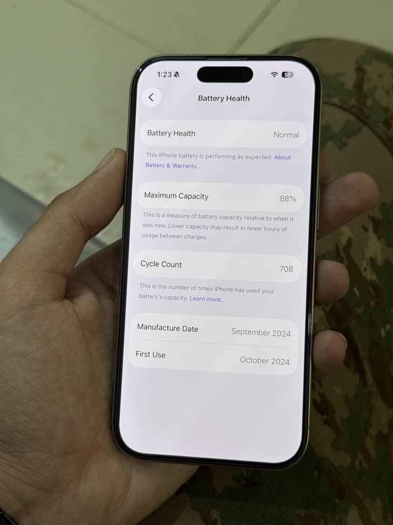 Apple iPhone 16 Pro 7