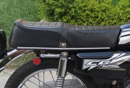 honda 125 seat