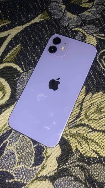 iPhone 12 factory unlock 64 GB 10 by 10