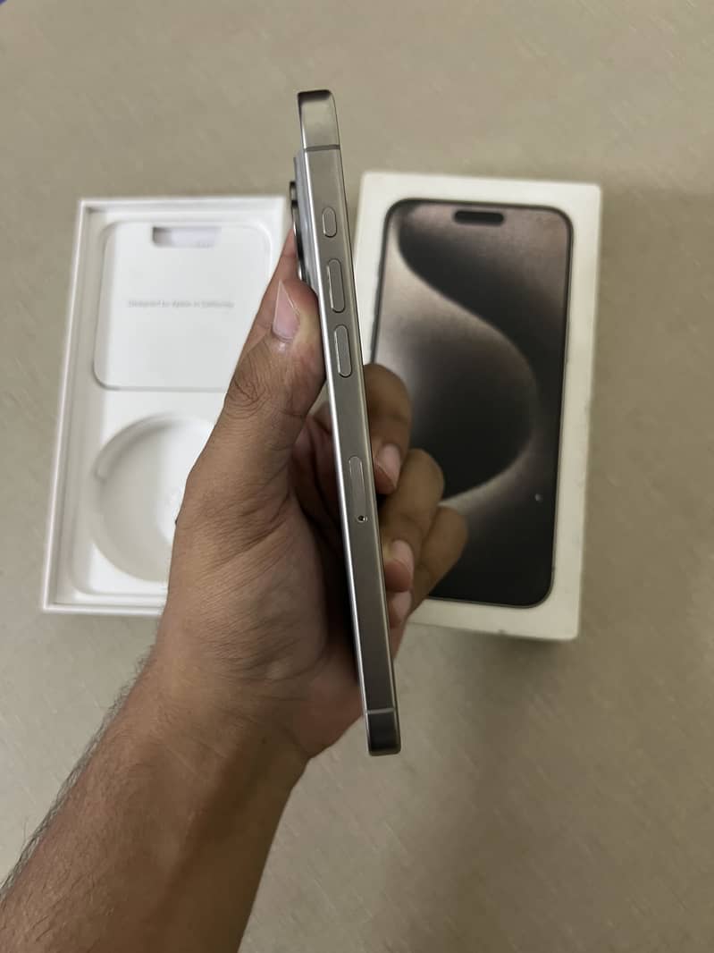 iPhone 15 Pro Max 1