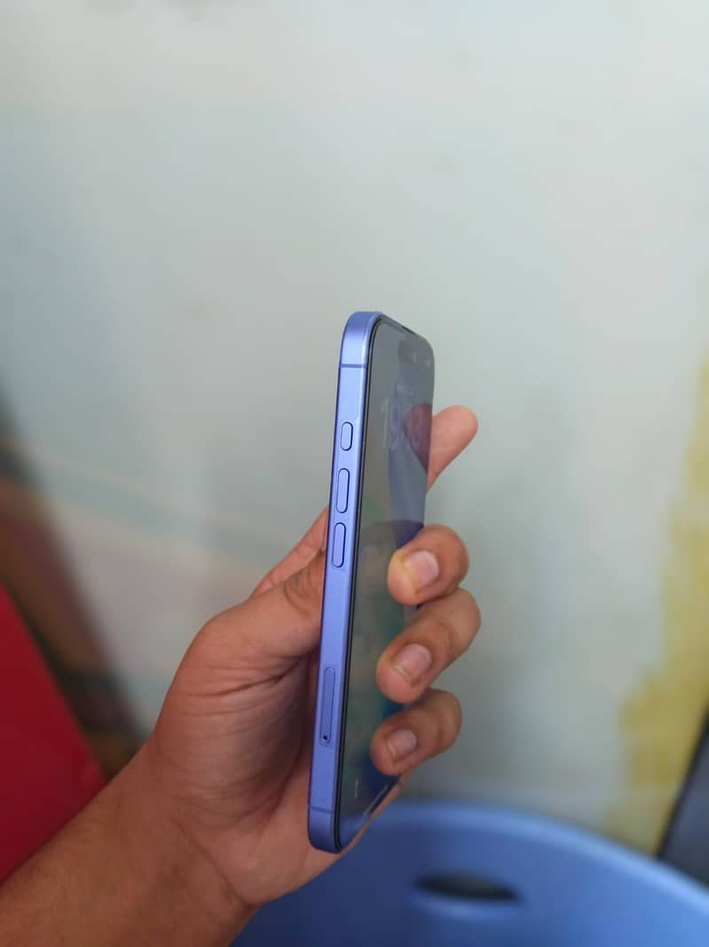 Iphone 16 4