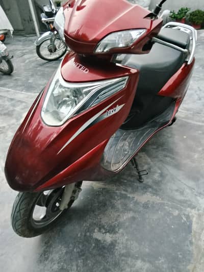 united 2025 self start Automatic Bike 1000Cc petrol
