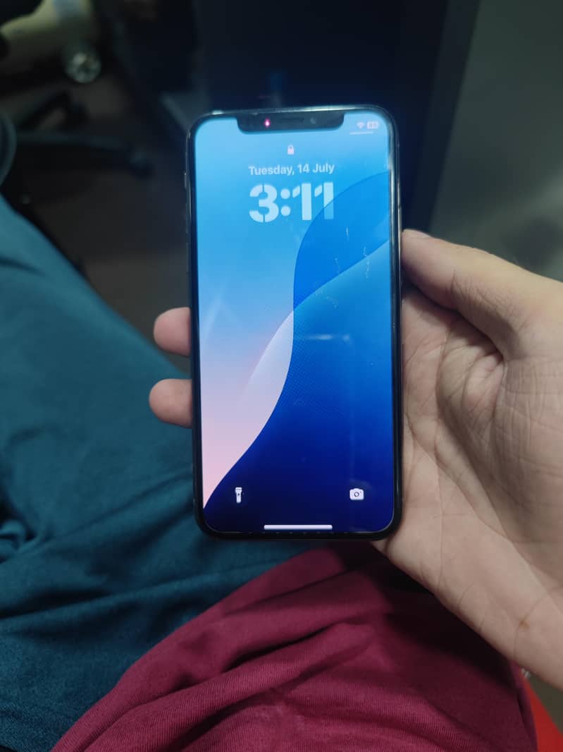 Apple iPhone XS 0