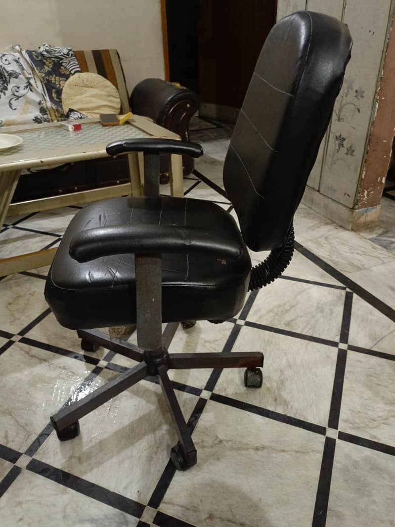 computer chair 3