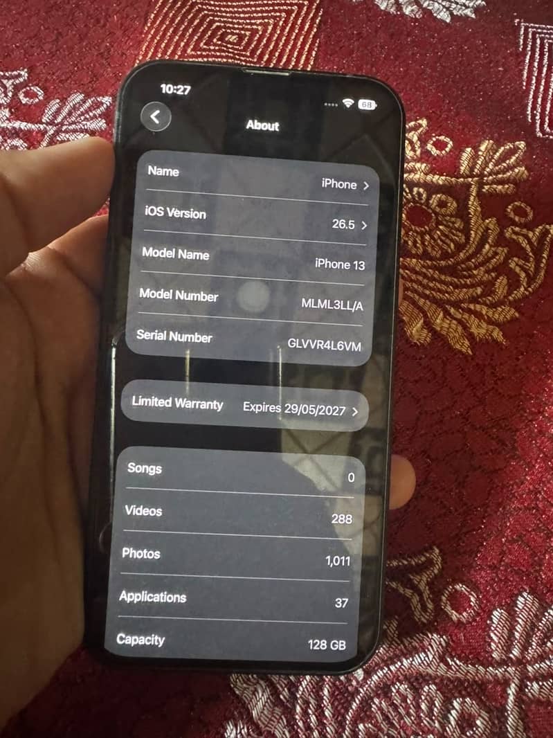 Apple iPhone 13JV 1