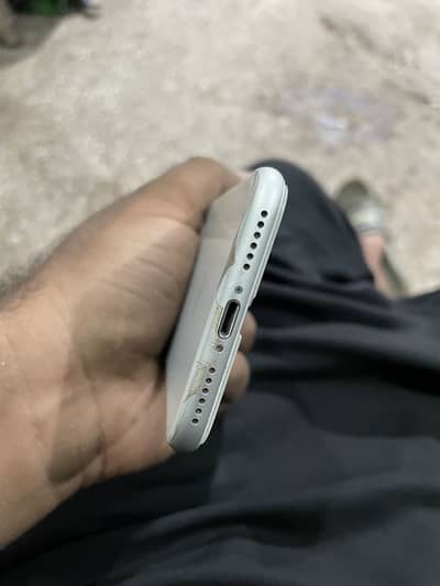 Apple iPhone 8