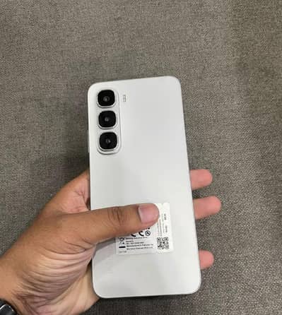 Infinix Hot 60i