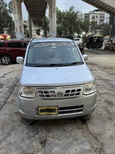 Nissan Otti 2013 model , 2016 registered