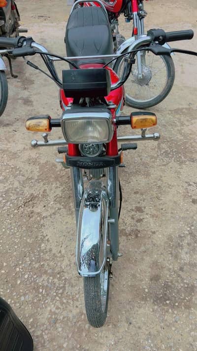 Honda cd 70