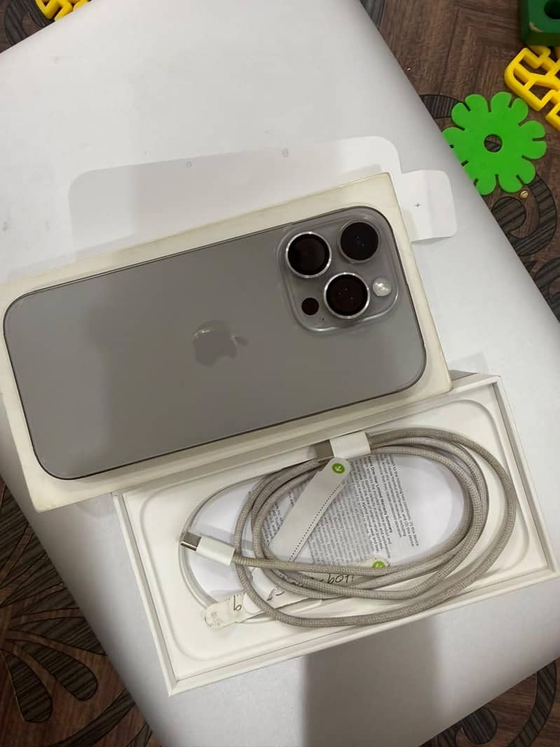 Apple iPhone 16 Pro 5