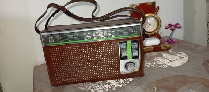 National Panasonic Radio model 305 Japan