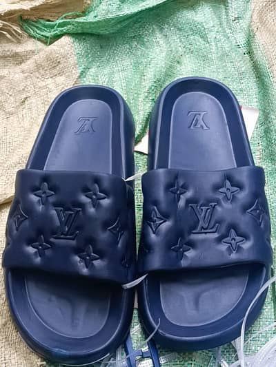 slippers