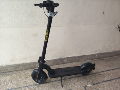 GO TRAX Tour XP Electric Scooter