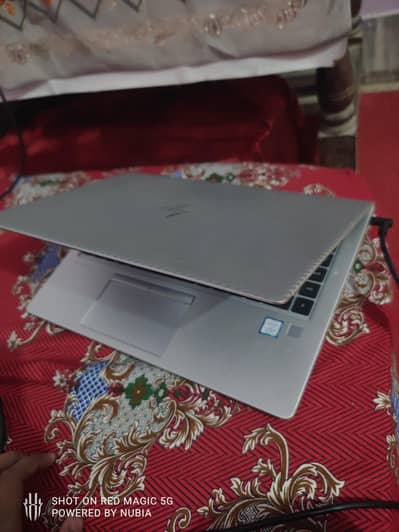 Hp elitebook i5 8 gen laptop 8 gb 256 ssd