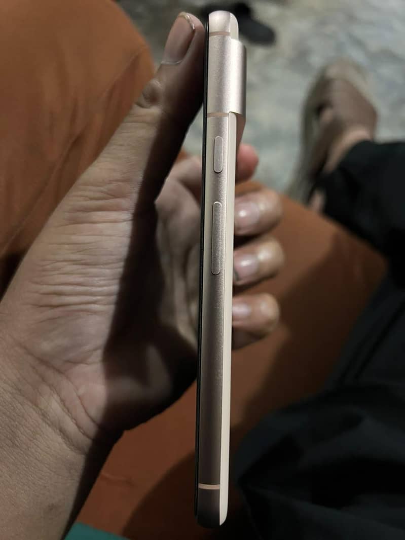 Google Pixel 8 2