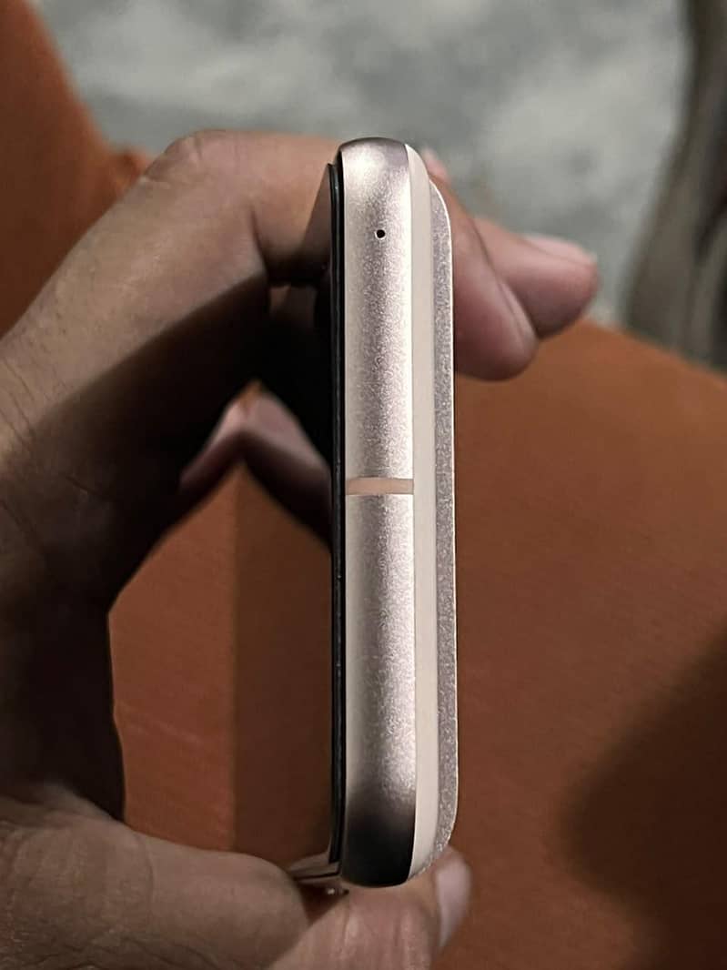 Google Pixel 8 3