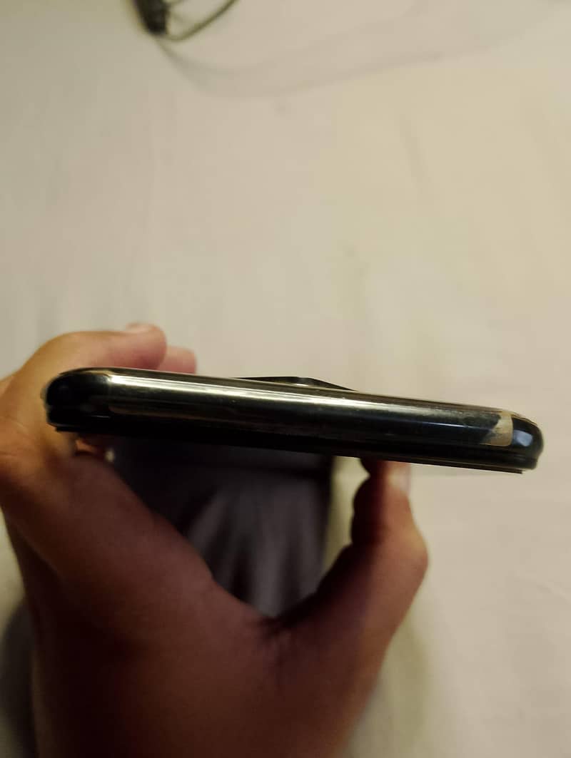 Infinix Zero 8 4