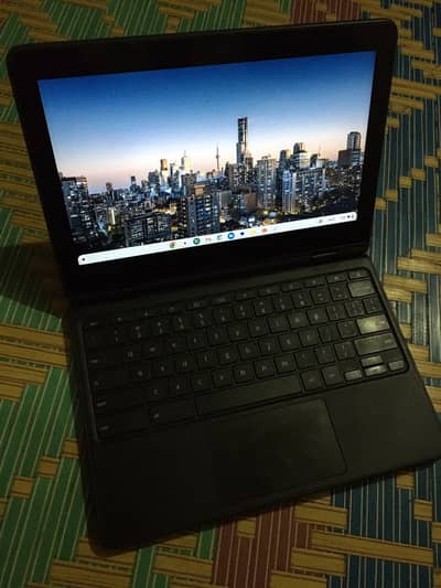 10/10 condition chromebook for sale