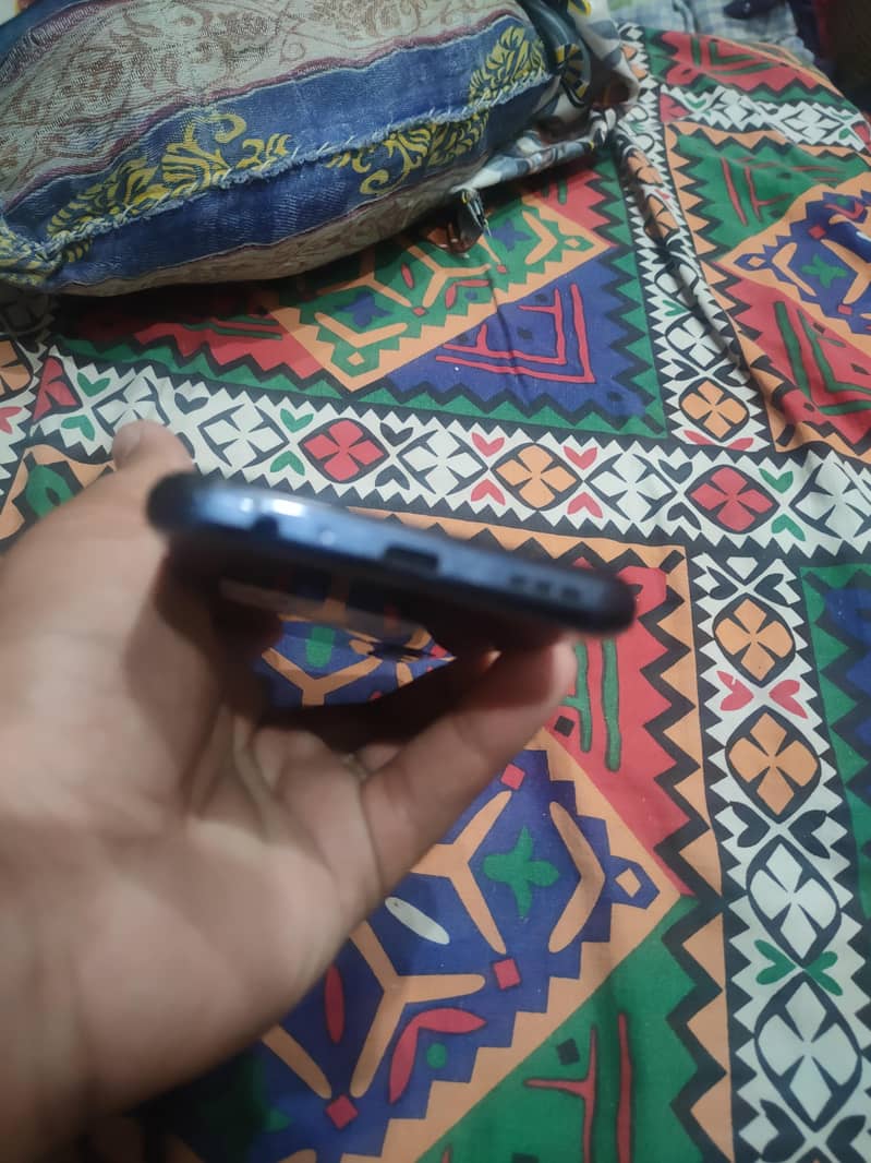 Tecno CAMON 18T 8