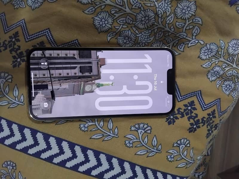 Apple iPhone 13 Pro 6