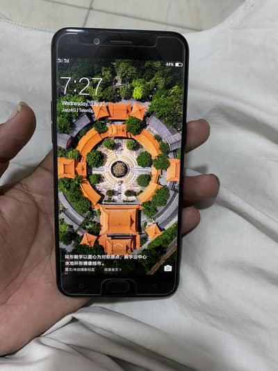 Oppo R9s 4/64 lush condition led display