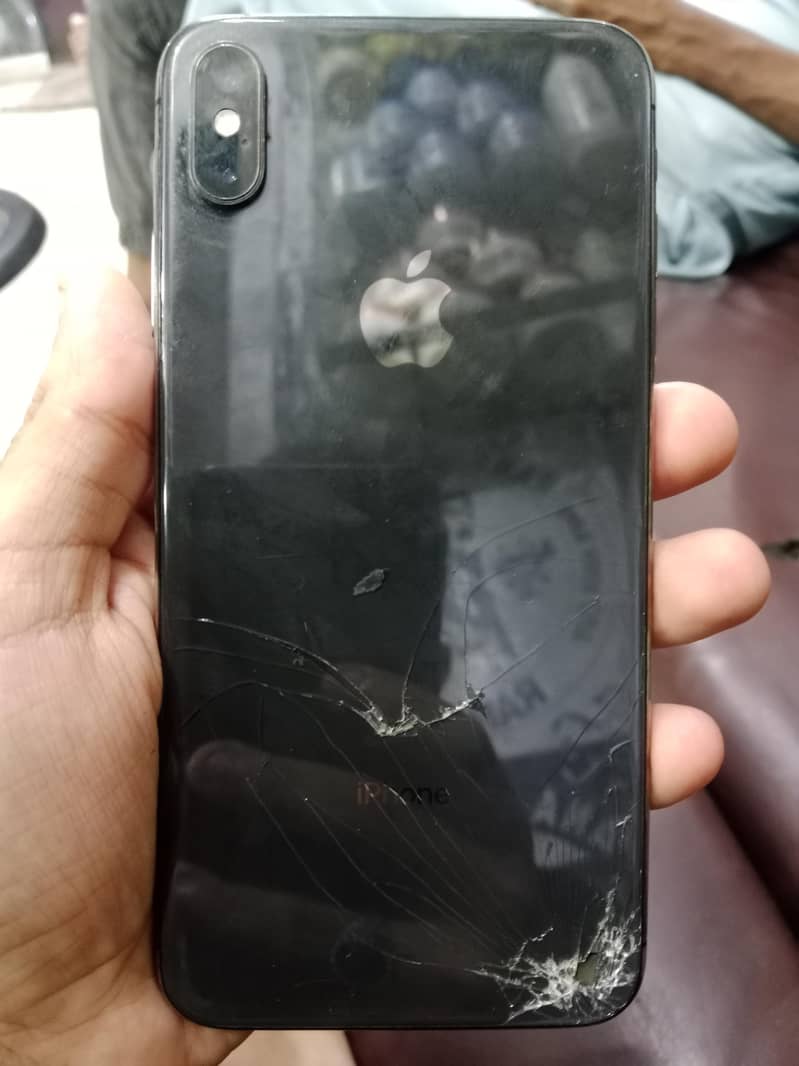 Apple iPhone X 3