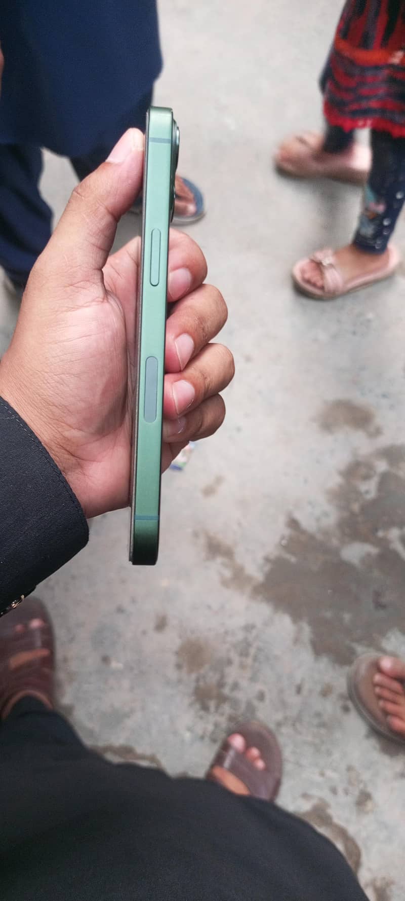 Apple iPhone 13 3