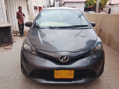 Toyota Vitz 2014