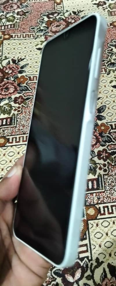 Samsung Mobile A16