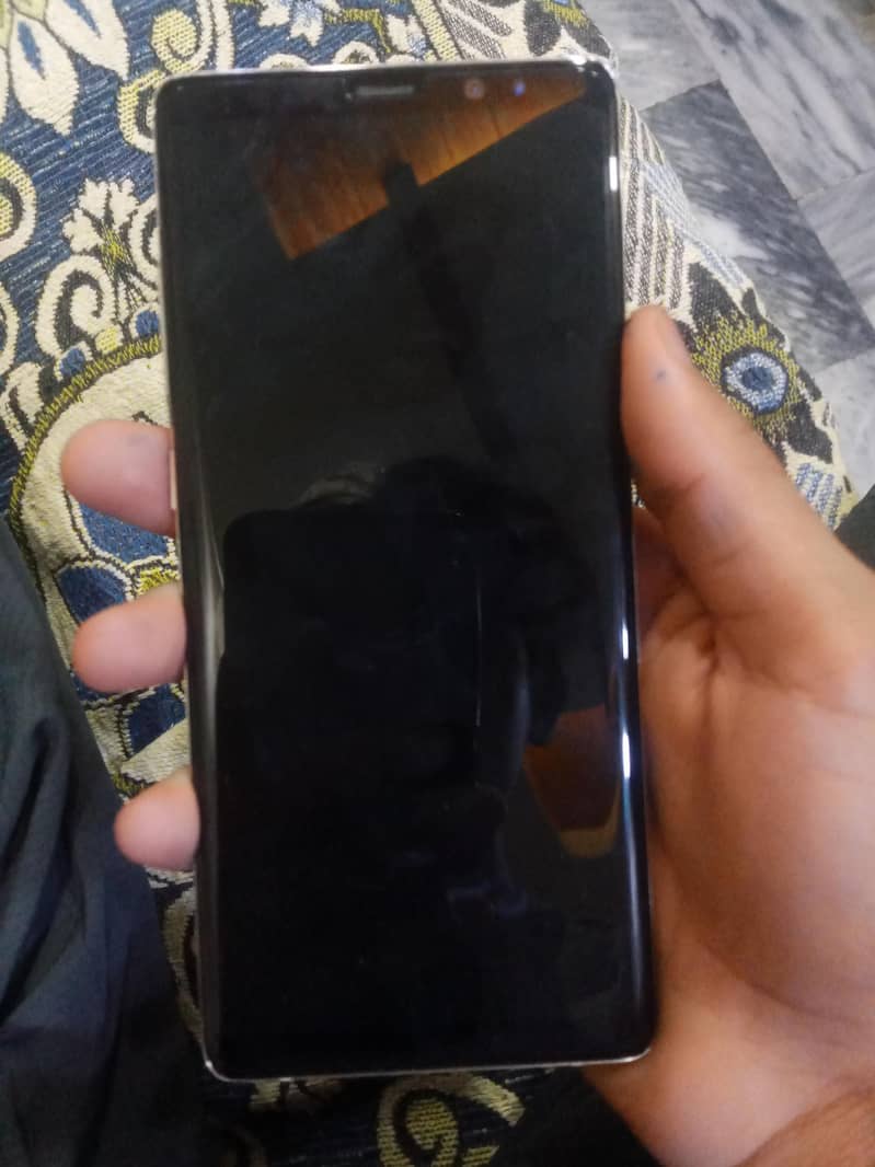 Samsung Mobile Note 8 1