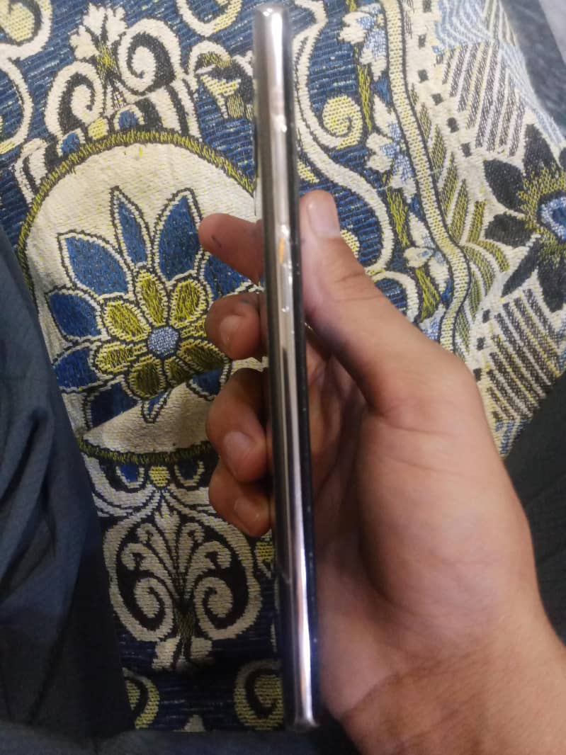 Samsung Mobile Note 8 2