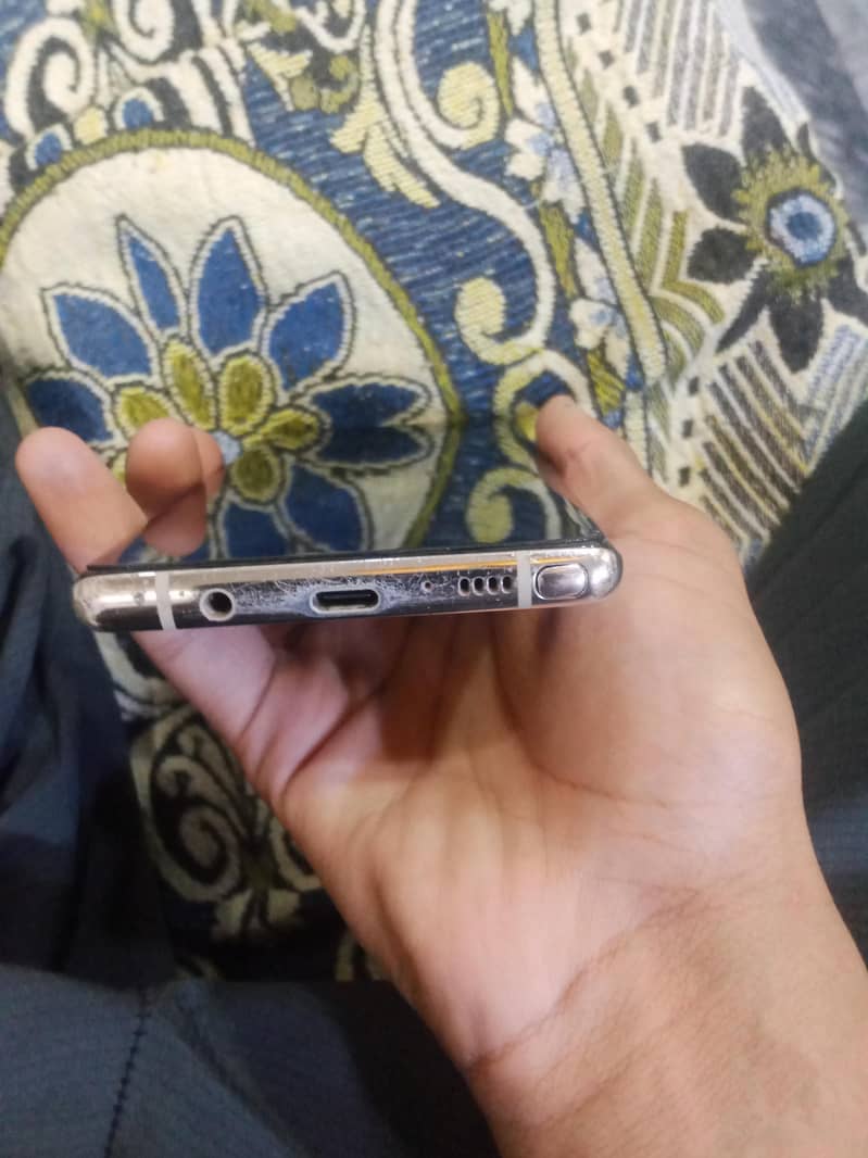 Samsung Mobile Note 8 4