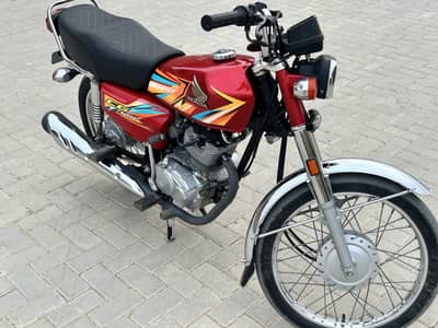Honda CG 125 2025 Model | 7,500 KM Driven | 2025 Registered | Like New