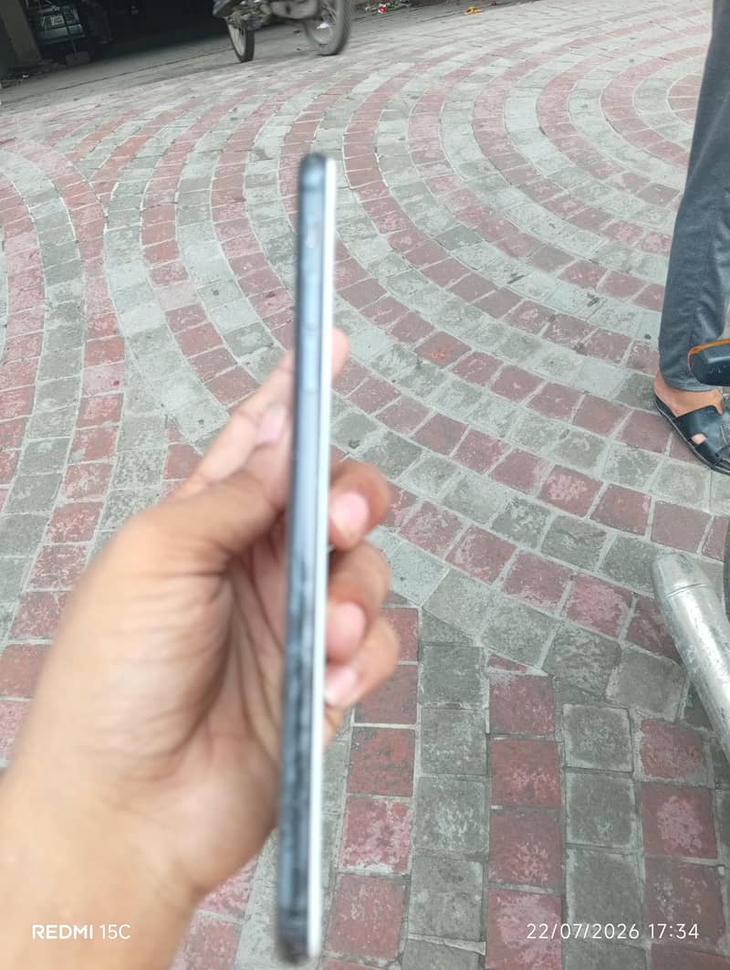 Apple iPhone 7 Plus 2