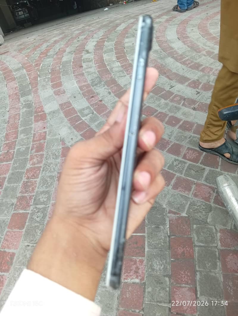 Apple iPhone 7 Plus 3