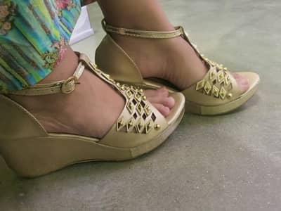 Sole heels