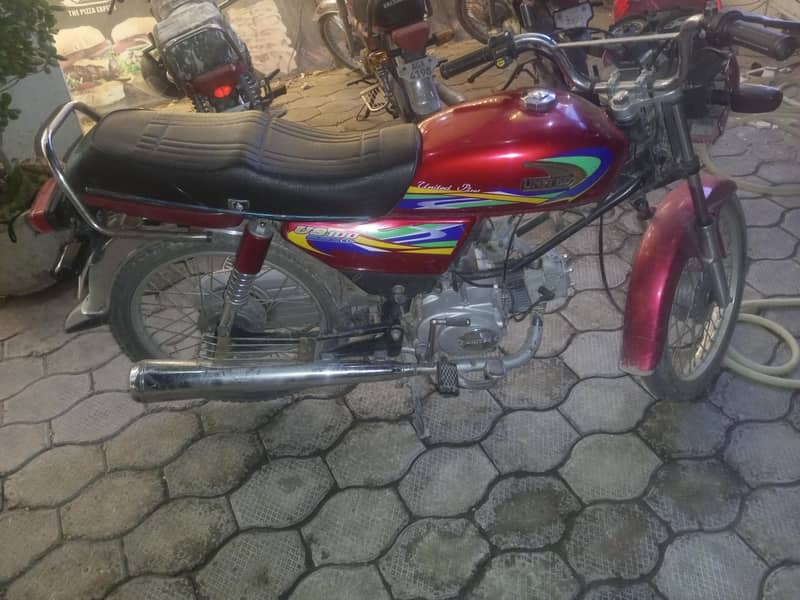 motorcycle 0