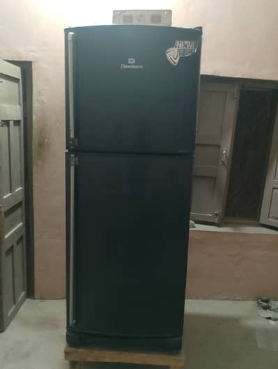 Dawlance freezer big size without gass good condition