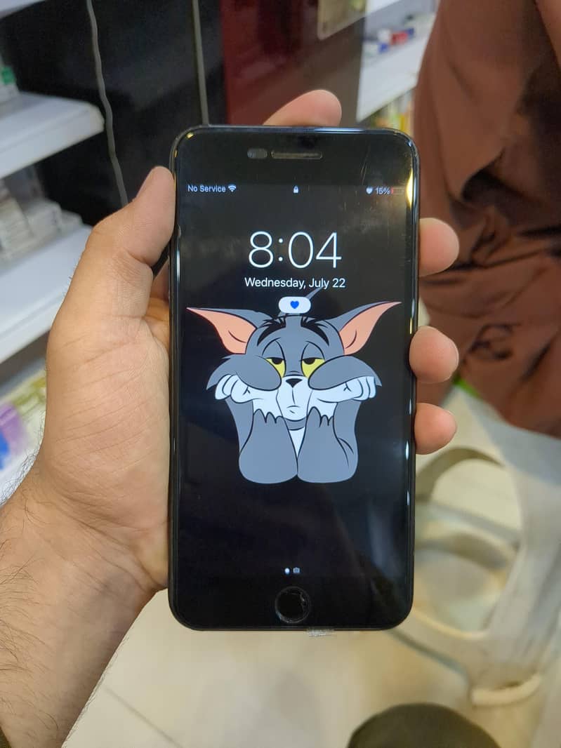 Apple iPhone 7 Plus 0